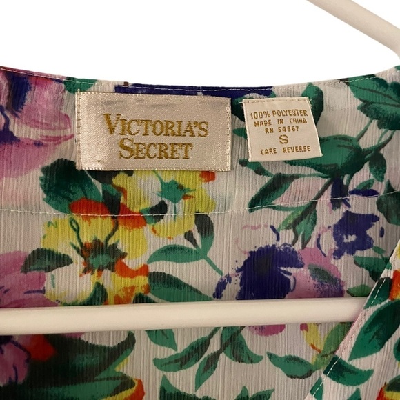Vintage Gold Label Victoria’s Secret Floral Sleep Set - Picture 7 of 10
